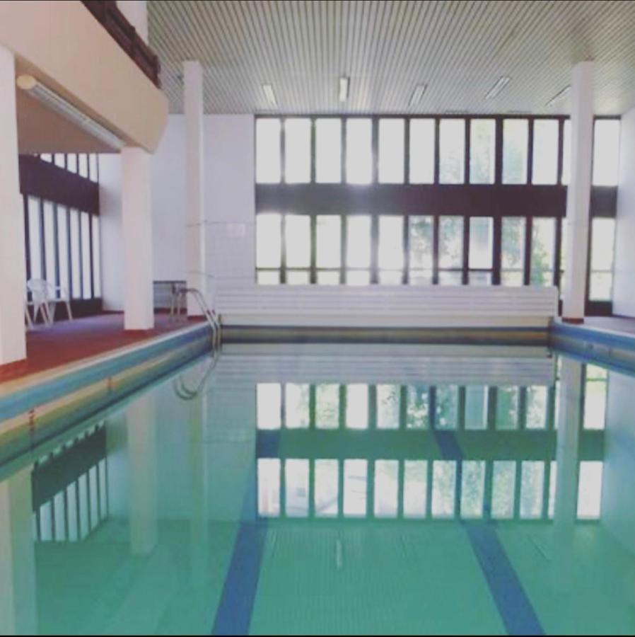 Appartement 58 M2 Avec Piscine Interieure Vue Montagne Centre Village , Parking Prive Saint-Lary-Soulan Exterior photo